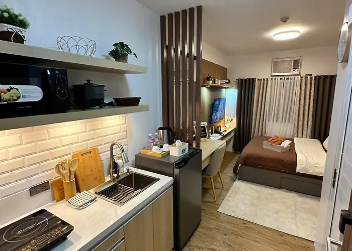 Staycation In Alabang *